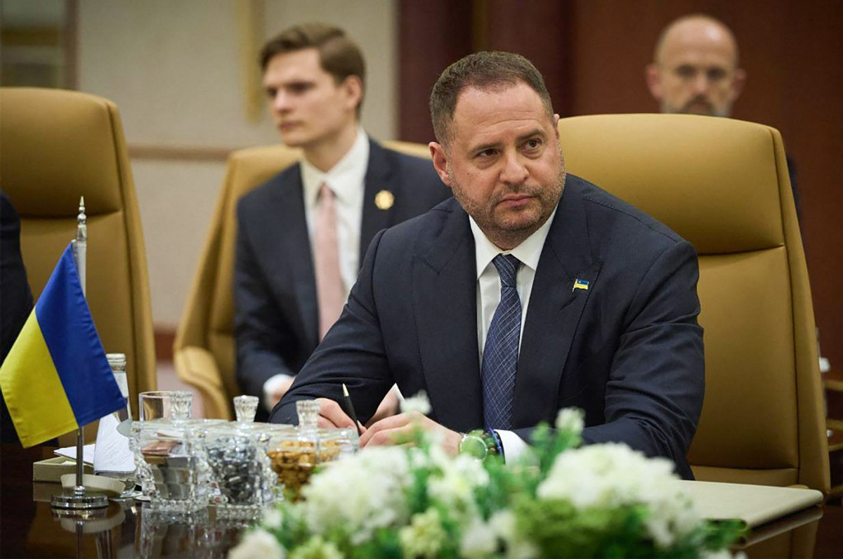 Фото до матеріалу: Почалися виплати за заставу Андрія Єрмака на $3,5 мільйона