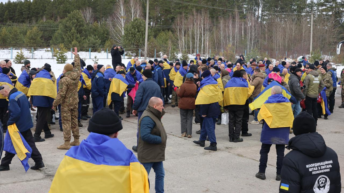 Фото до матеріалу: Україна та Росія домовились про обмін 1000 полонених та тимчасову зупинку вогню