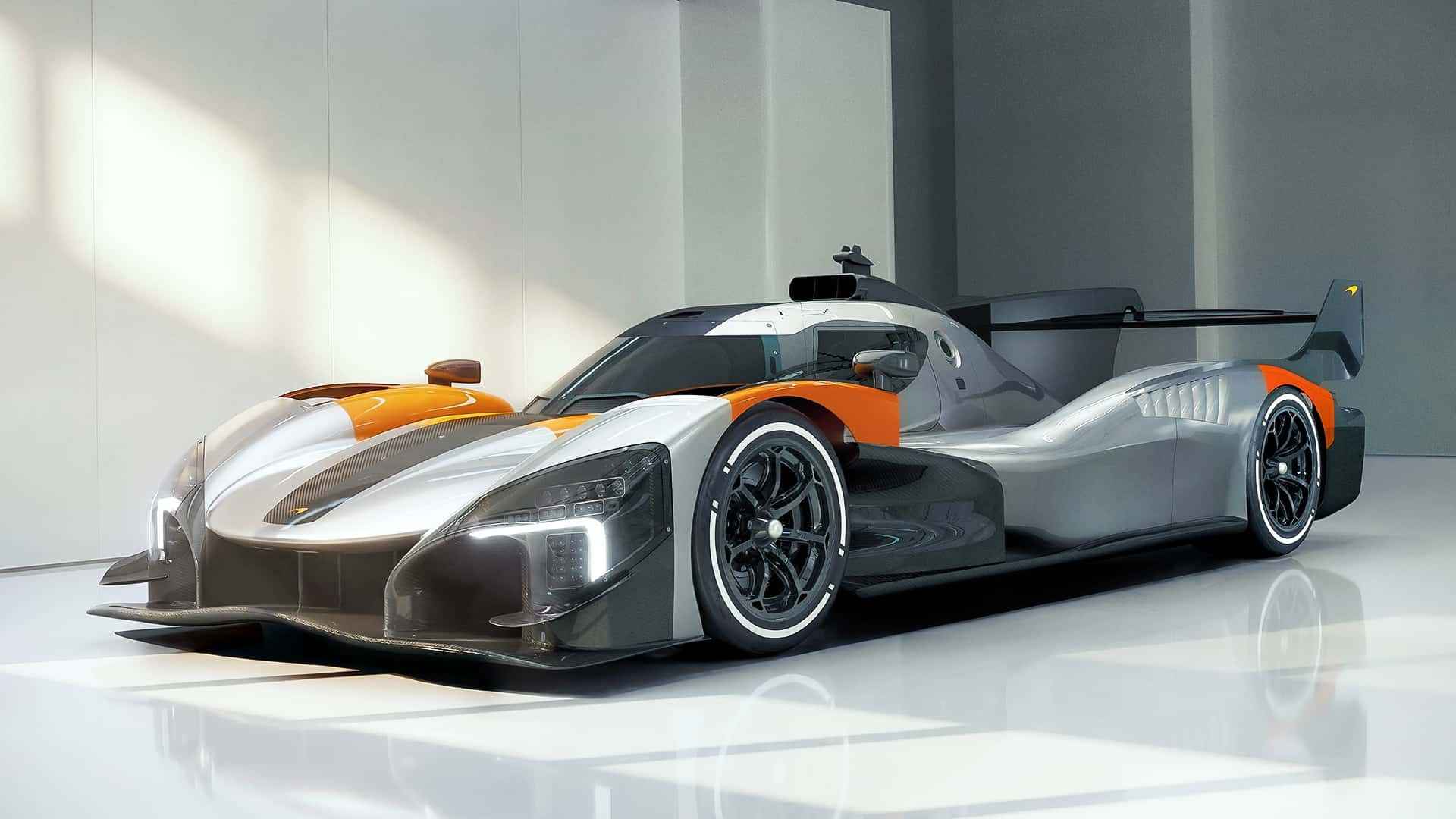 Фото до матеріалу: McLaren презентував новий трековий автомобіль MCL-HY GTR