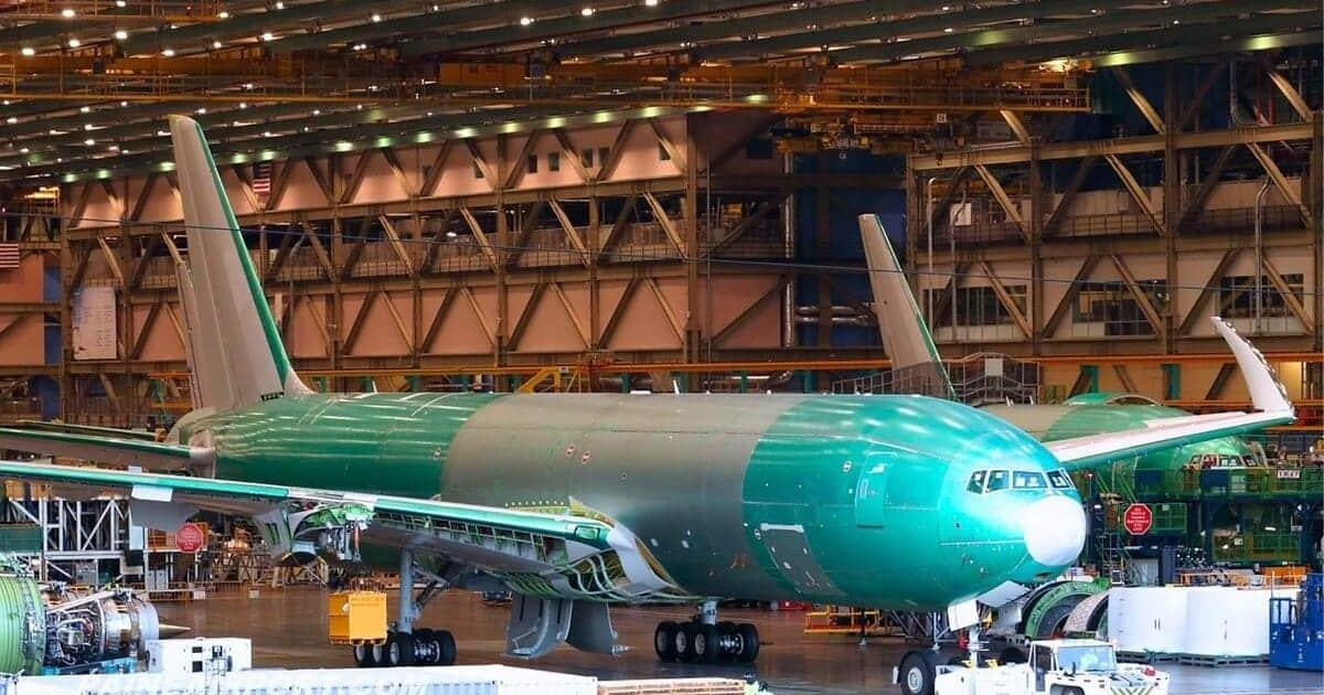 Фото до матеріалу: Boeing представив новий вантажний літак 777-8F з великою дальністю