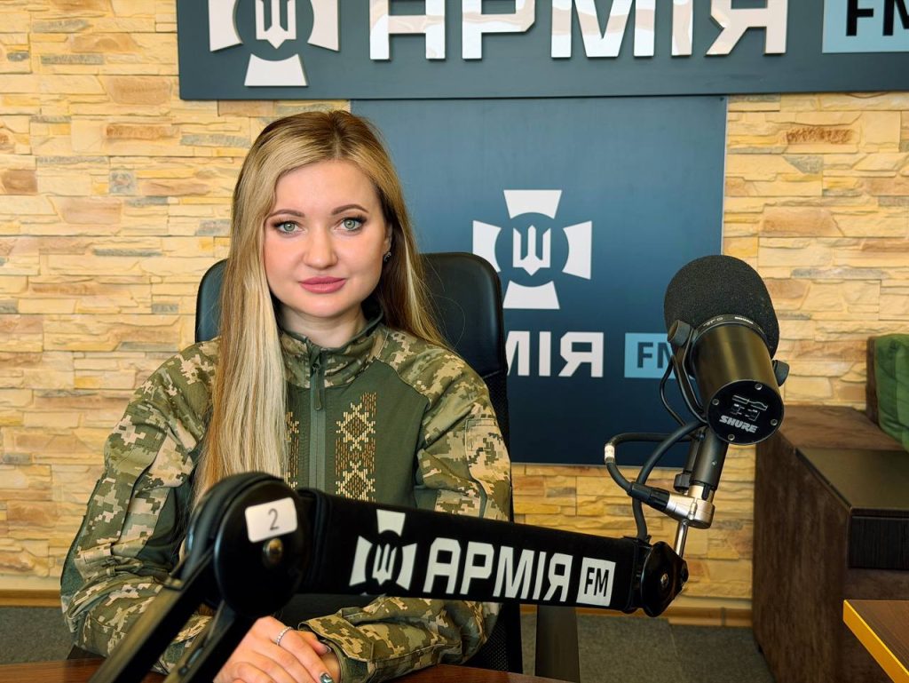 Фото до матеріалу: Охтирчанка присвятила нову пісню спецпідрозділу «Омега» НГУ