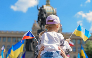 Фото до матеріалу: Чехія планує надати українським біженкам право на батьківську допомогу