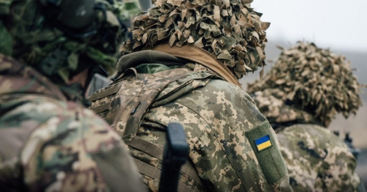 Фото до матеріалу: Сем Сміт заручився з Крістіаном Кованом: як розсекретили таємні заручини