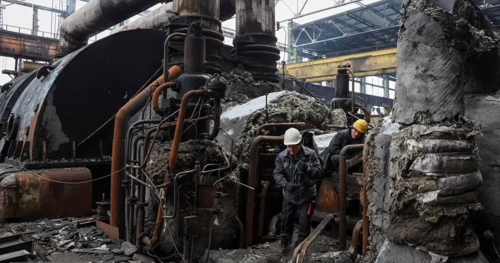 Фото до матеріалу: Обоє рябоє: як Київ і Банкова готуються до зими без тепла