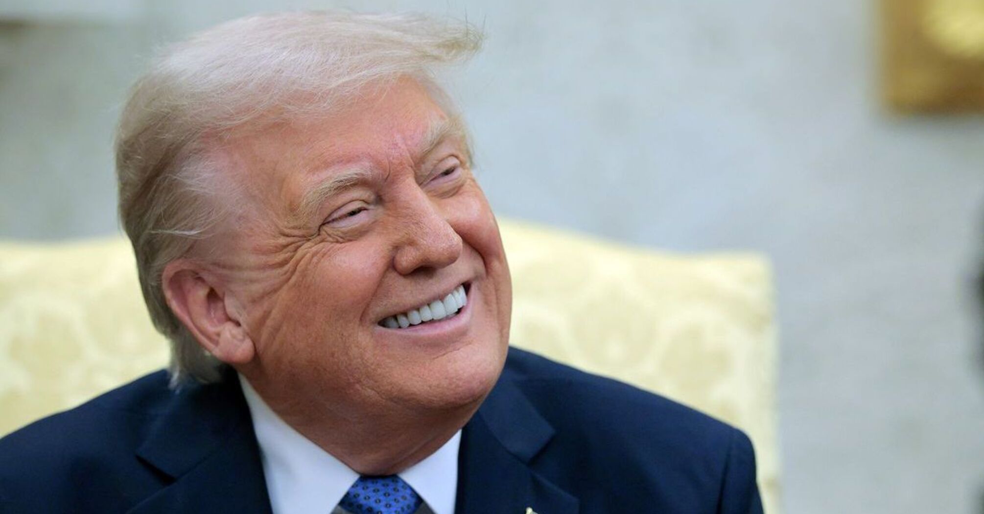 Фото до матеріалу: Трамп обіцяє супроводити судна, застряглі в Ормузькій протоці