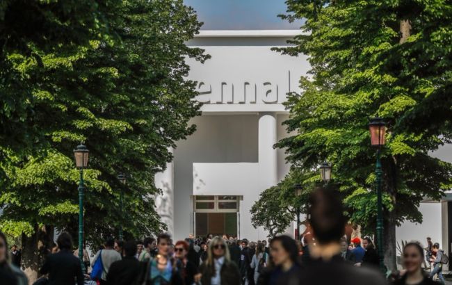 Фото до матеріалу: Журі Венеційської бієнале-2026 пішло у відставку через допуск Росії