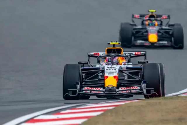 Фото до матеріалу: Лоусон: Потужність двигуна Red Bull стала несподіванкою для команди