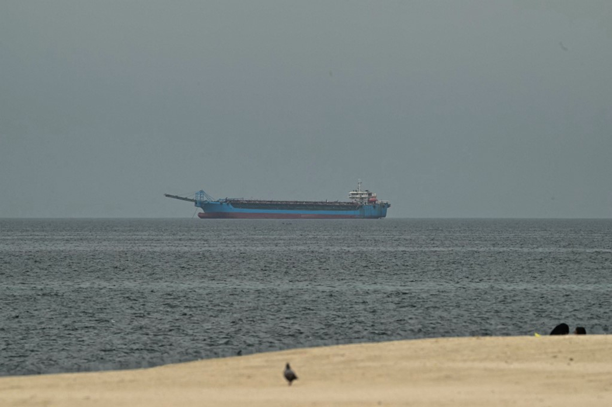 Фото до матеріалу: First Tanker Loaded with Liquefied Natural Gas Leaves Gulf: Kpler