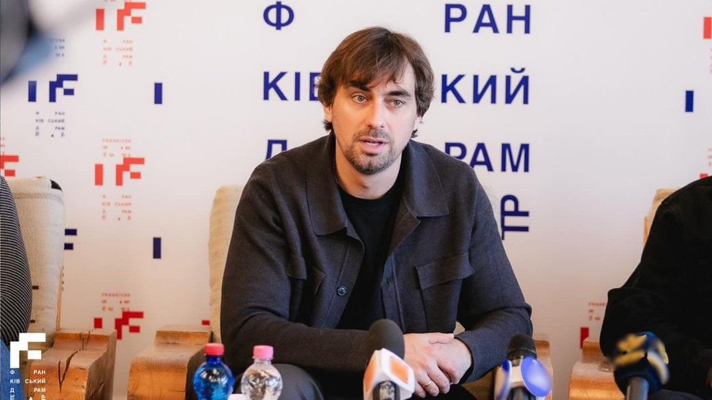 Фото до матеріалу: Новий театральний експеримент у Франківську: прем'єра вистави «Театр… Глядачам дивитись заборонено»