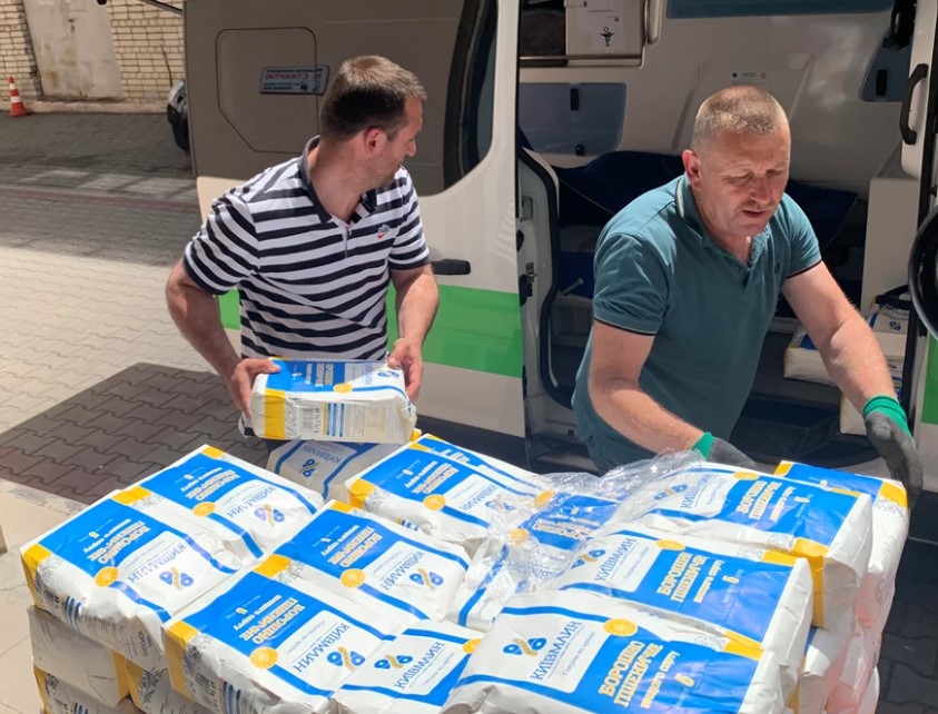 Фото до матеріалу: Львівські лікарні отримали 60 тонн продуктів від благодійної організації