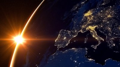 Фото до матеріалу: Сонячний спалах класу X досяг Землі: що це означає для України