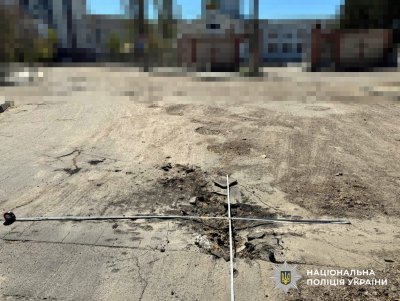 Фото до матеріалу: Троє поранених у Херсоні: наслідки російських обстрілів 28 квітня