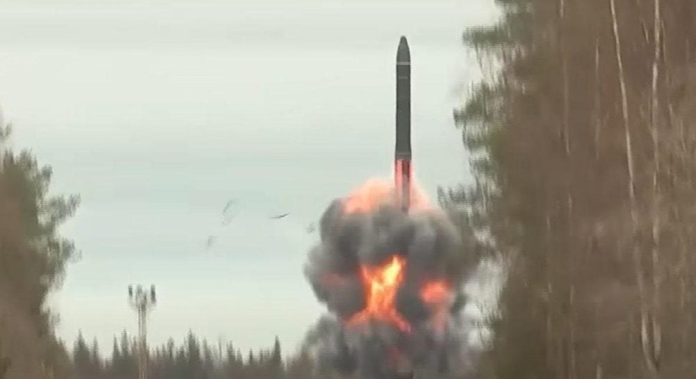 Фото до матеріалу: Індія випробувала ракету з роздільною бойовою частиною: аналог «Орєшніка»