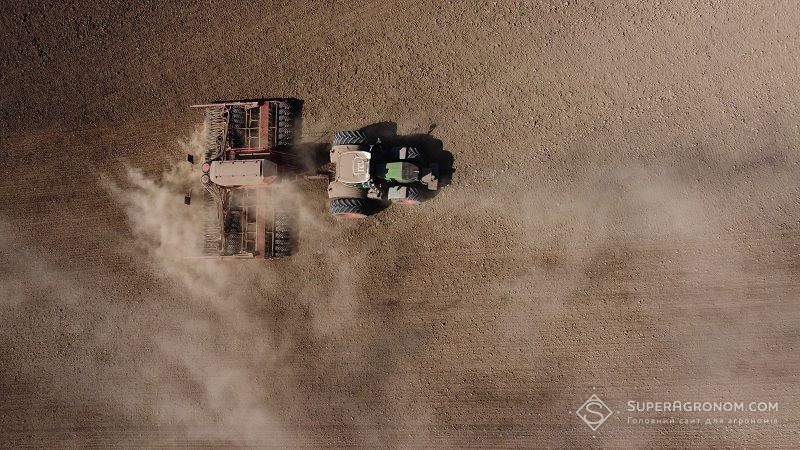 Фото до матеріалу: Посівна 2026: в Україні завершують сівбу цукрових буряків, активно сіють сою та кукурудзу