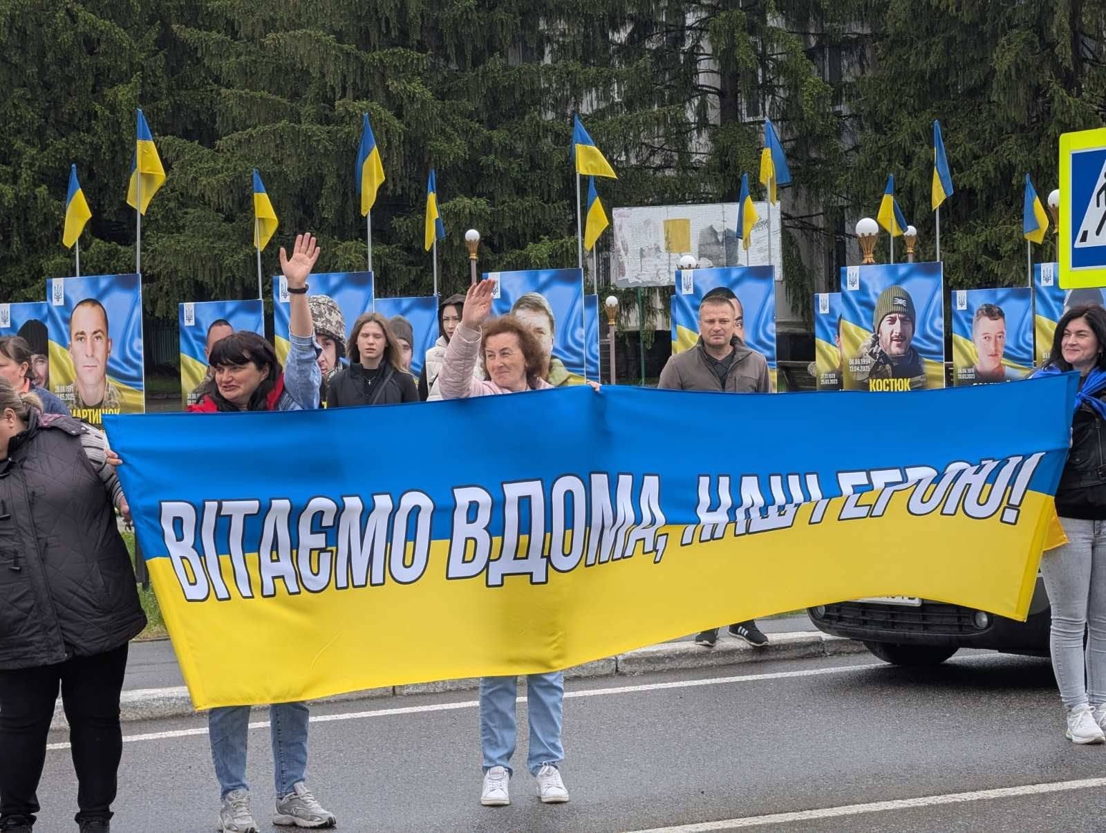 Фото до матеріалу: Богдан Горбатюк повернувся додому після чотирьох років полону