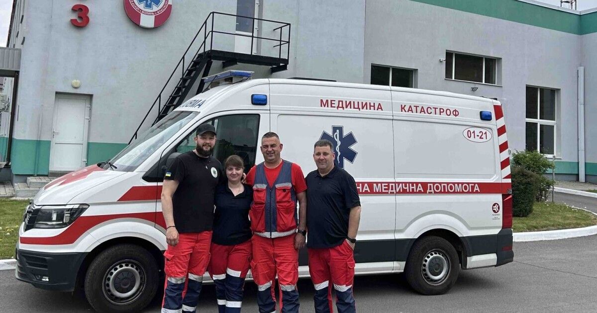 Фото до матеріалу: Волинська екстренка доставила пацієнта з 75% опіків до Польщі