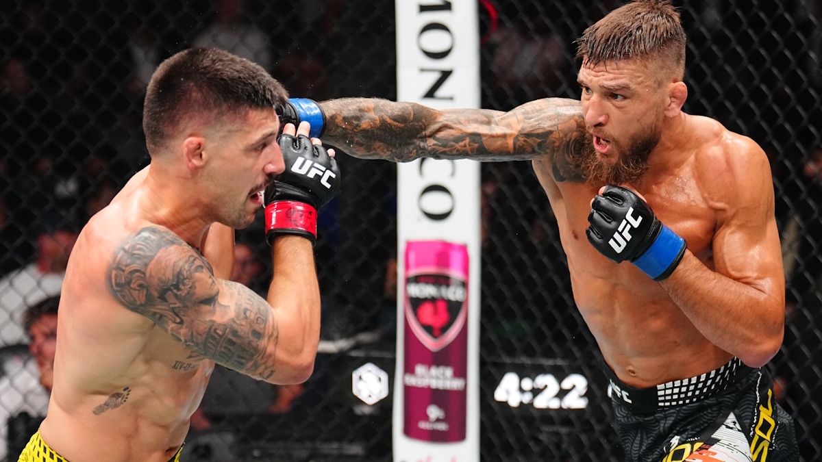 Фото до матеріалу: Ярослав Амосов здобув другу перемогу поспіль у UFC: івано-франківчани пишаються своїм земляком