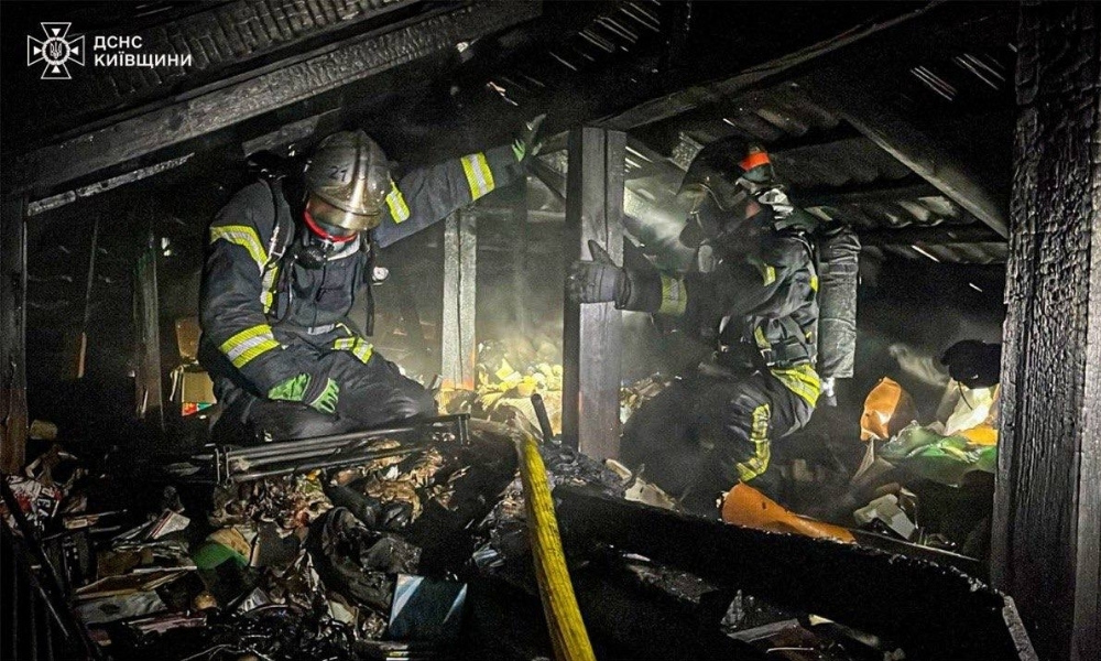 Фото до матеріалу: Російські дрони атакували Фастівський район: пожежа в дитсадку та пошкодження житла