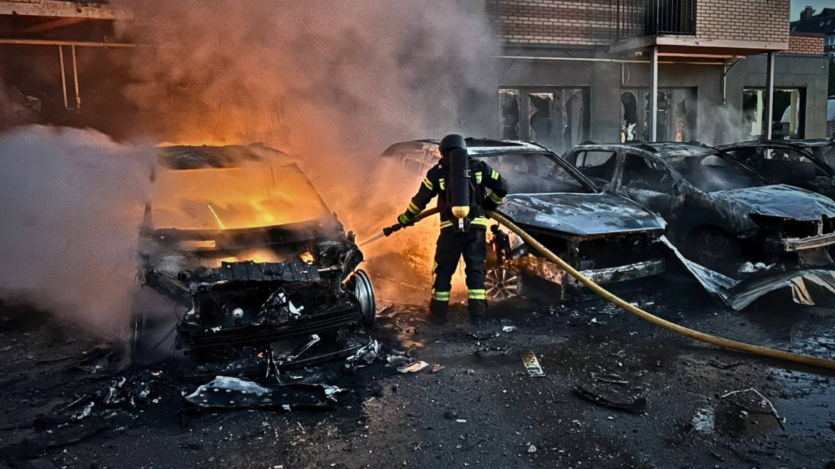 Фото до матеріалу: Росія вдарила по Київщині: серед постраждалих дитина