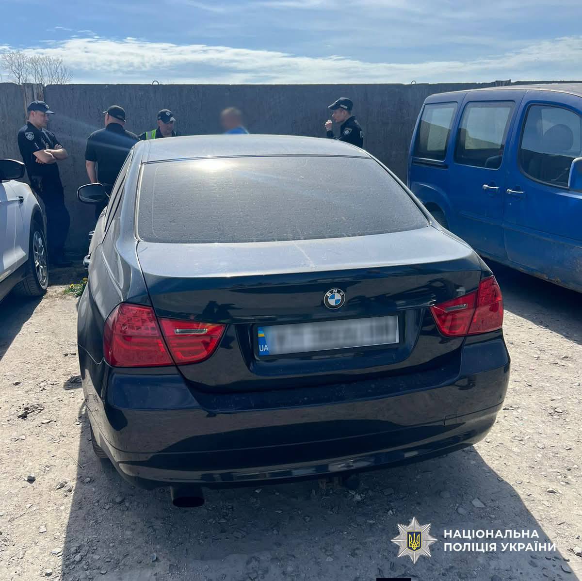 Фото до матеріалу: Водій наїхав на меморіал «Героям Небесної Сотні» в Шептицькому районі