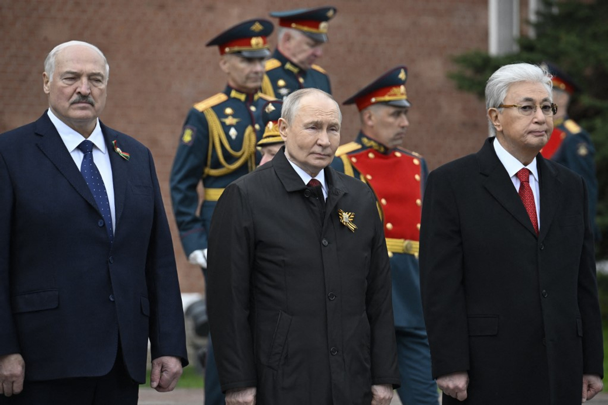 Фото до матеріалу: OPINION: Putin’s Potemkin Red Square