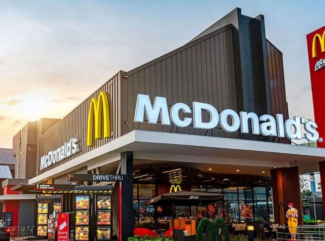 Фото до матеріалу: Як замовити їжу в McDonald's в Україні через додаток: повна інструкція та список міст