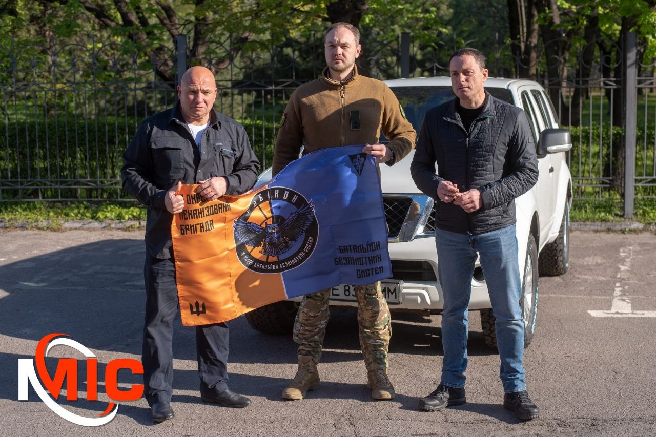 Фото до матеріалу: Кам'янське: підтримка фронту, ремонт мереж та дитячі таланти за тиждень