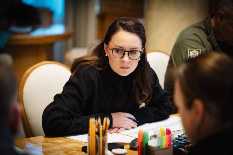 Фото до матеріалу: Зеленський анонсував кадрові зміни в уряді: що це означає для України