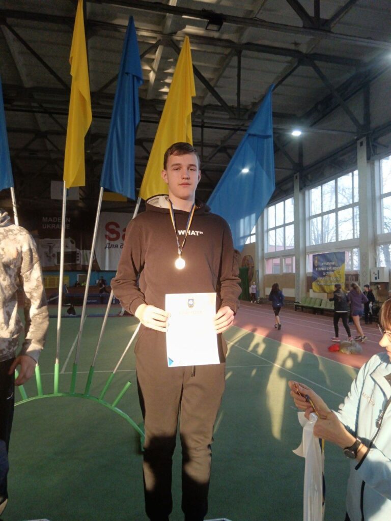 Фото до матеріалу: Юні спортсмени Шполи здобули нові розряди з легкої атлетики