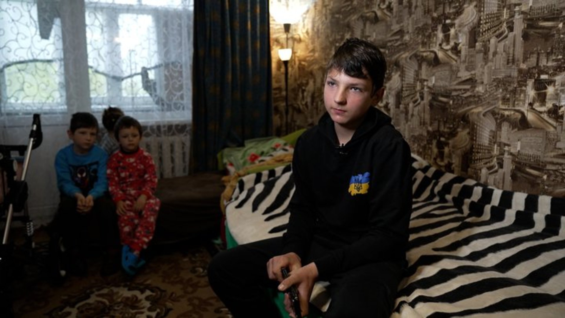 Фото до матеріалу: 12-річний хлопець у Семенівці знешкодив FPV-дрон, що летів на його братів та сестер