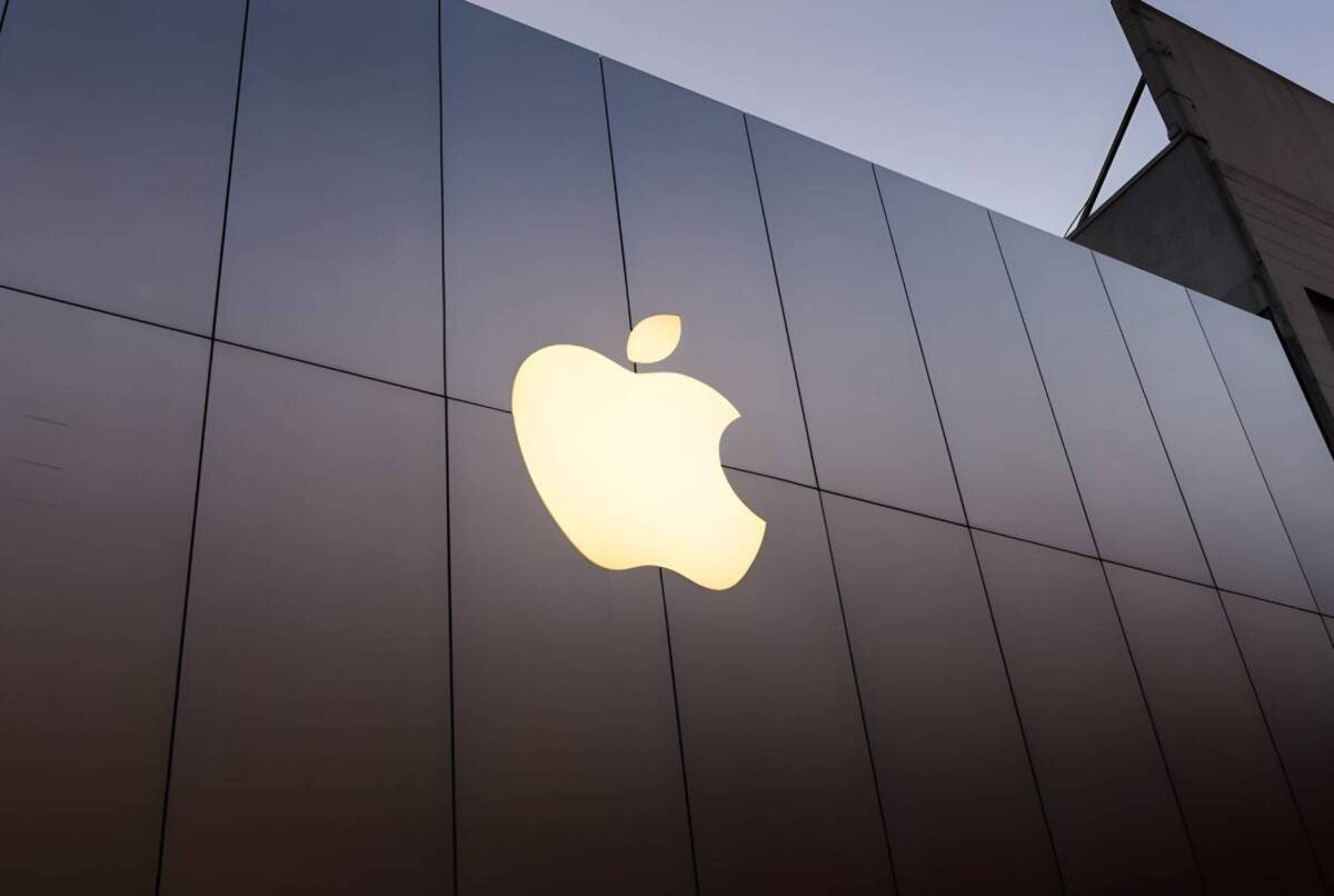 Фото до матеріалу: Apple захоплює ринок пам'яті: китайські виробники можуть зняти з продажу флагмани