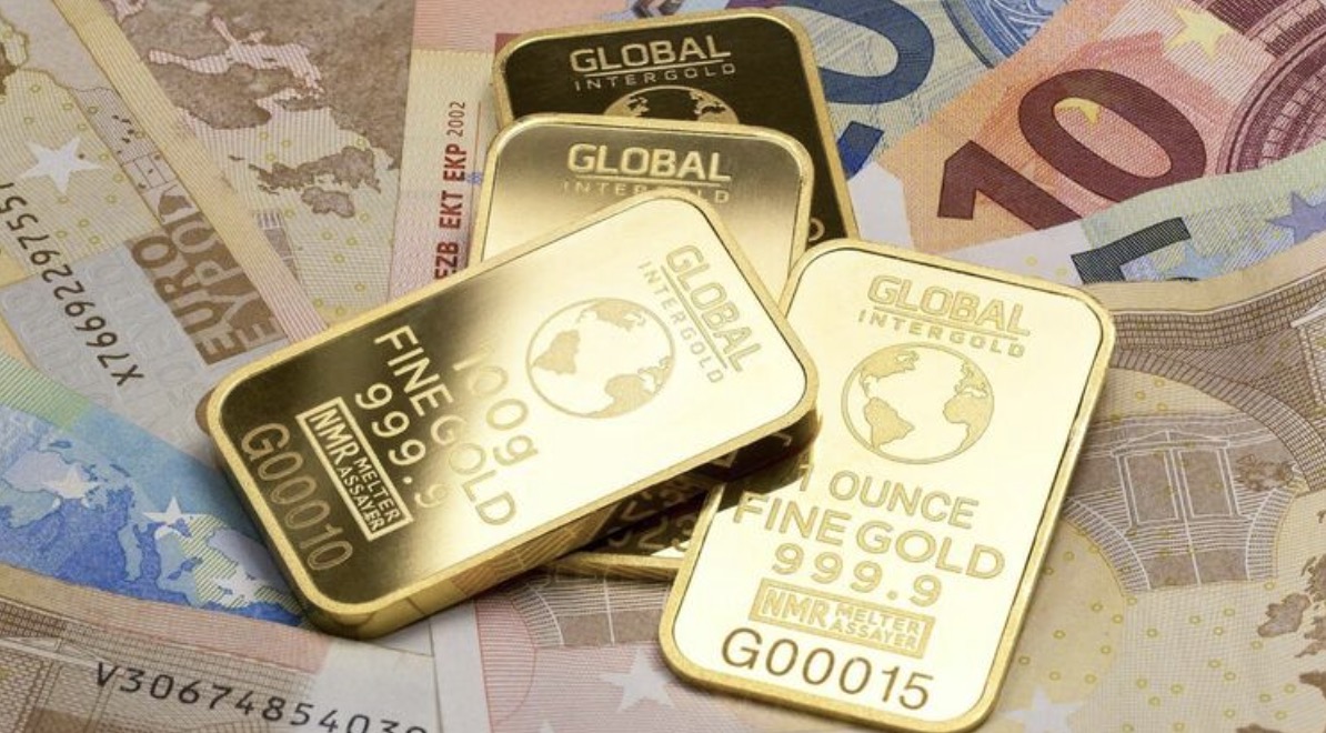 Фото до матеріалу: Мінфін Австрії розкрив масштаб постачання 20 млрд євро готівки та золота до України