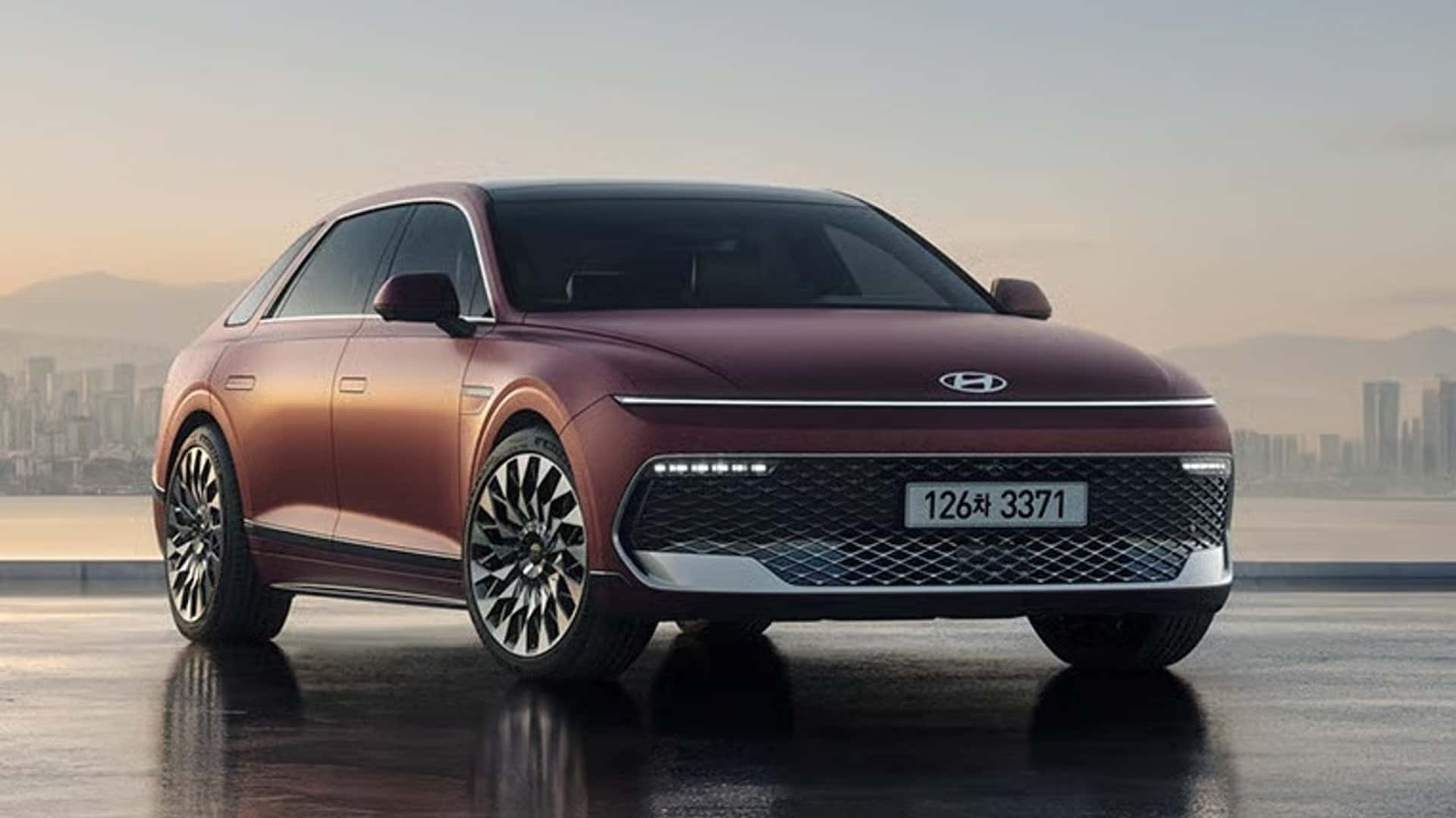 Фото до матеріалу: Hyundai презентував флагманський седан Grandeur