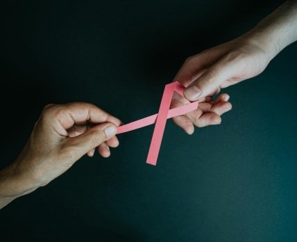 Фото до матеріалу: Pfizer та Arvinas продають новинку від раку за 35 мільйонів доларів