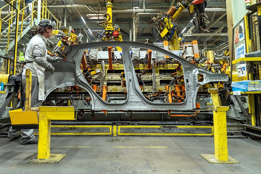 Фото до матеріалу: Nissan запустить на свій британський завод “китайців”: про які бренди йдеться