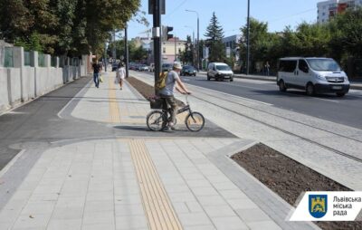 Фото до матеріалу: Ускладнення руху на Левандівській: на переїздах тривають ремонтні роботи
