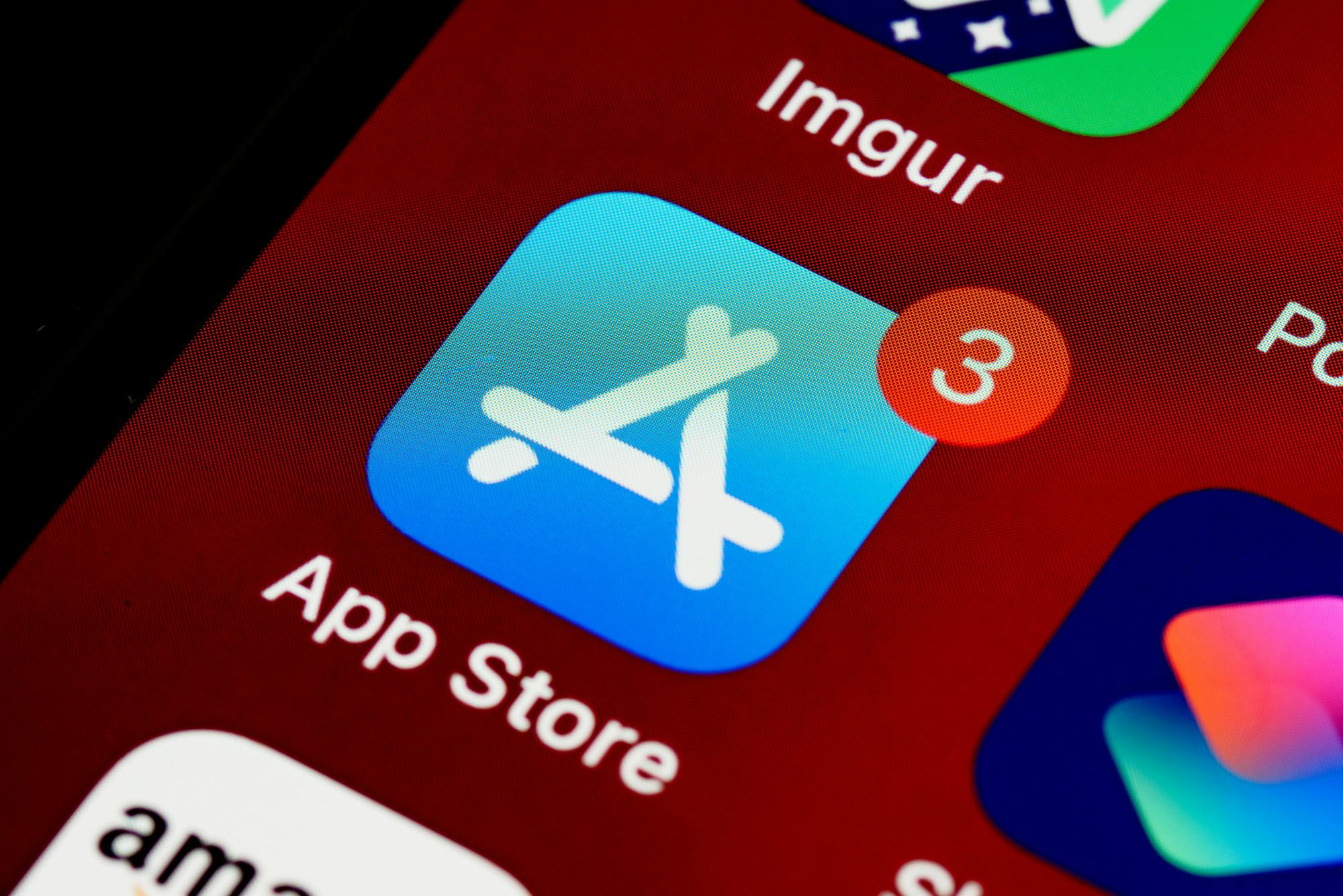Фото до матеріалу: XChat для iOS: компанія X запустила окремий месенджер з акцентом на конфіденційність