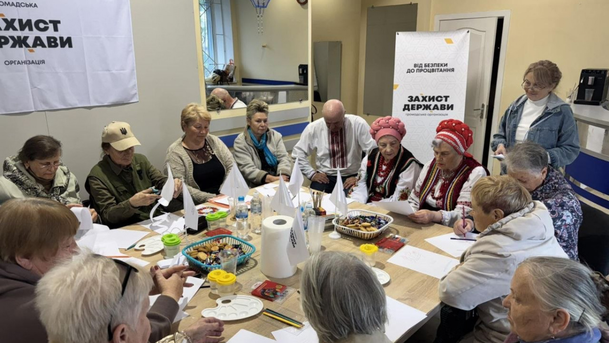 Фото до матеріалу: Матері захисників України отримали тепло віддяк у Кам'янському