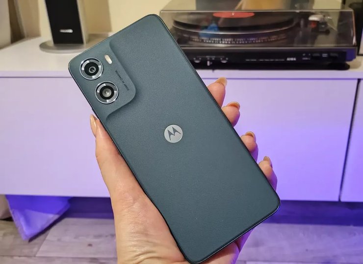 Фото до матеріалу: Топ-3 смартфони Motorola в Україні на 2026 рік: від бюджетних до флагманських моделей