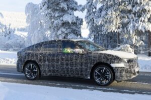 Фото до матеріалу: Ferrari представила спортивний пакет Handling Speciale для Purosangue