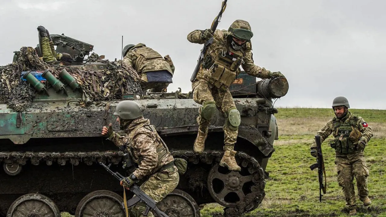 Фото до матеріалу: ТЦК перейменують, а на вулиці вийде поліція: нові правила мобілізації