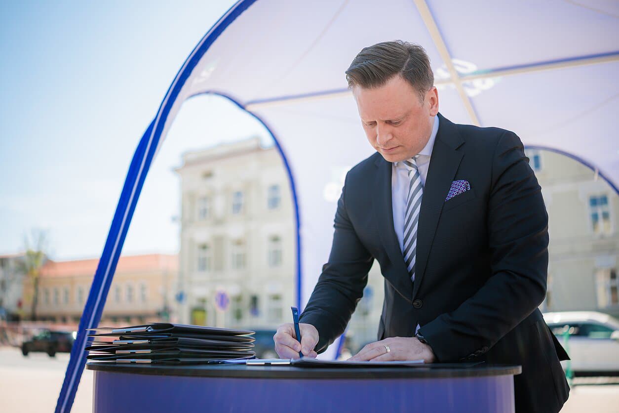 Фото до матеріалу: Мер Вільнюса розпочав збір підписів за обов’язкове знання литовської мови для іноземців