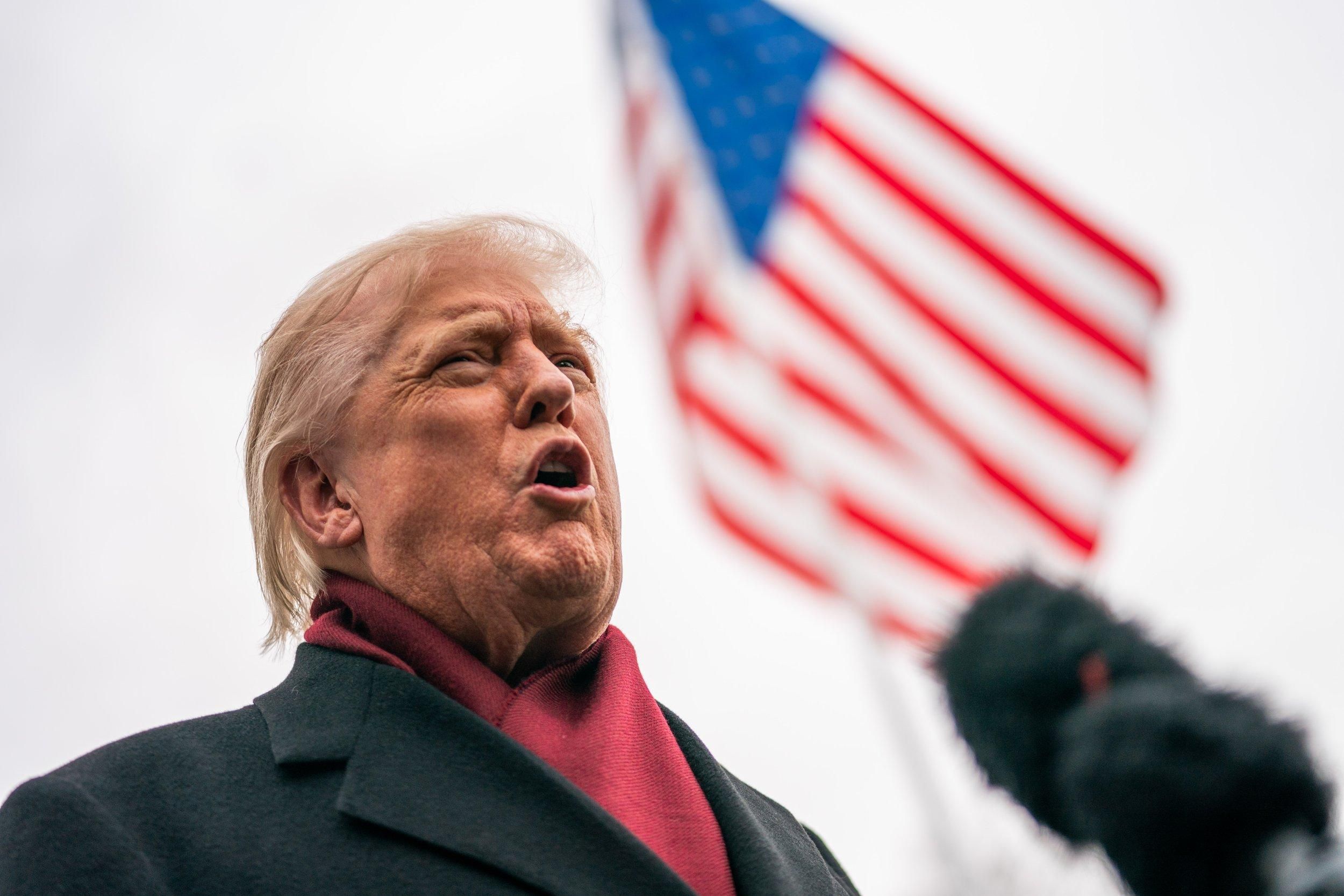 Фото до матеріалу: Дональд Трамп підписав документ про День Перемоги у Другій світовій війні