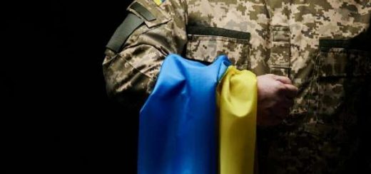 Фото до матеріалу: Біля річки Збруч на Тернопільщині знесуть незаконну споруду