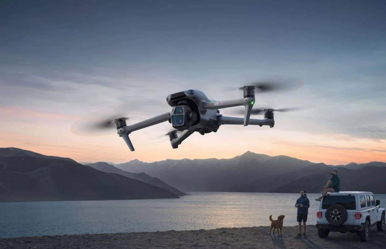 Фото до матеріалу: DJI Air 4: новий дрон серії Air може бути легшим за Mini
