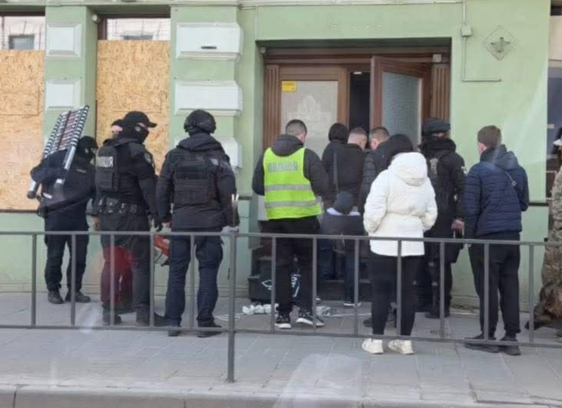 Фото до матеріалу: U420 у Львові: перевірили мережу з 30 точок у Києві