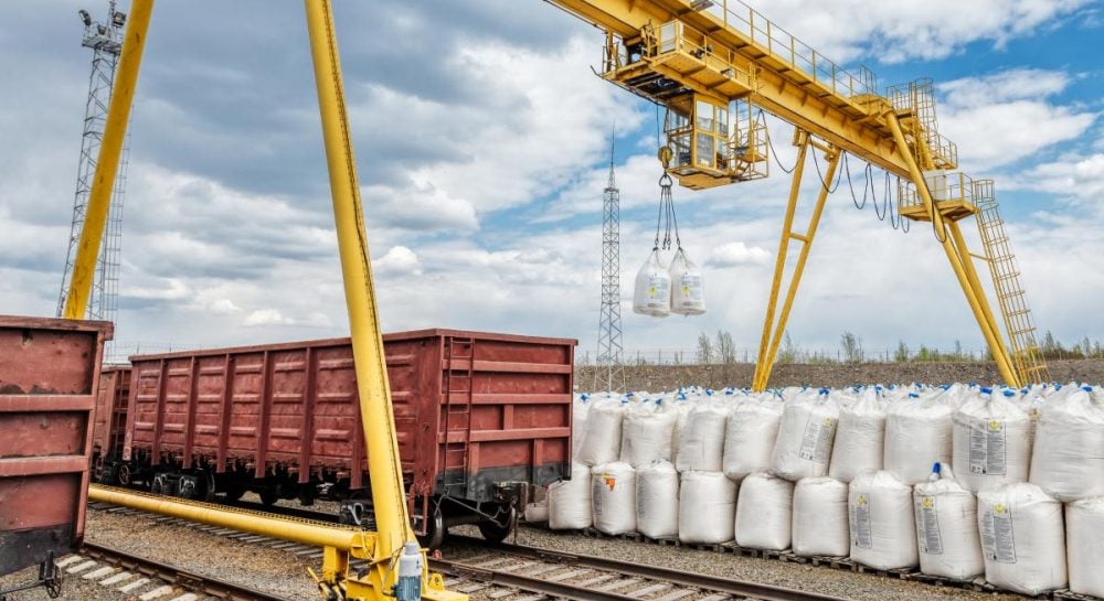 Фото до матеріалу: Ціни на добрива зросли на 50% через блокаду Ормузької протоки: загроза голоду 2027