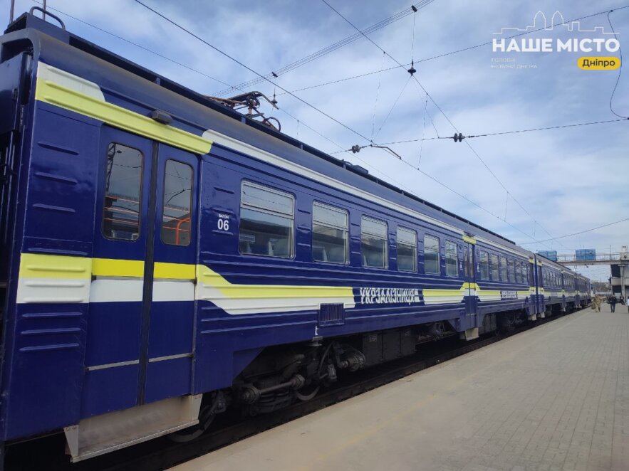 Фото до матеріалу: Укрзалізниця запустила продаж приміських квитків через застосунок по всій країні