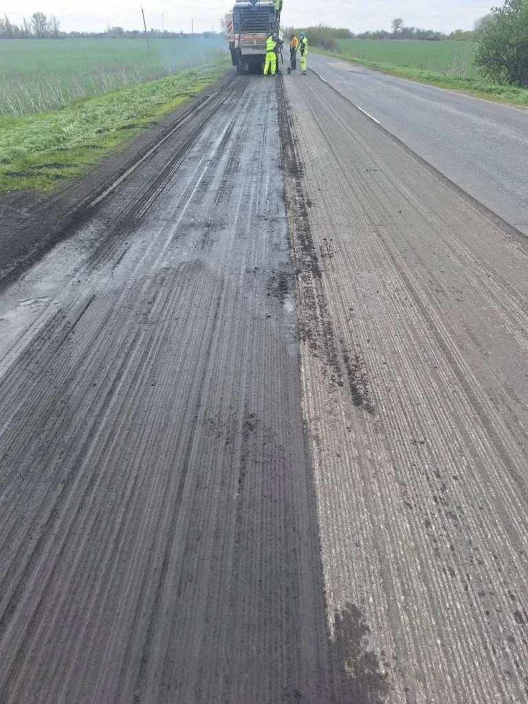 Фото до матеріалу: У Градизькій громаді відновили понад три кілометри дороги Бориспіль – Маріуполь