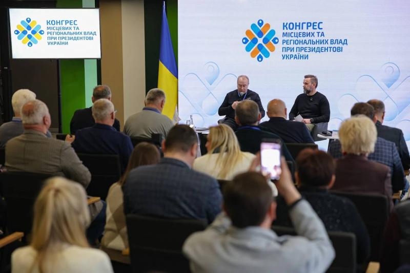 Фото до матеріалу: Заступник голови Офісу президента Віктор Микита перебуває з робочою поїздкою на Черкащині